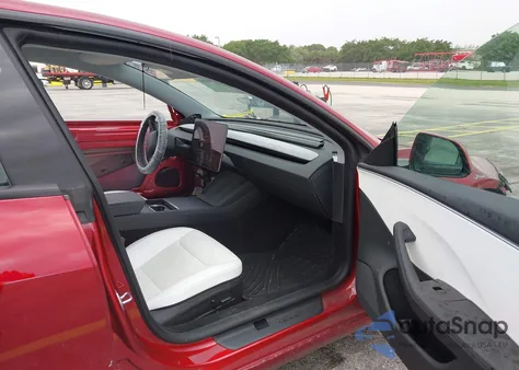 2025 Tesla Model 3 Long Range Rear-Wheel Drive из США, поврежденный, VIN 5YJ3E1EA2SF881830